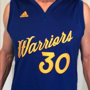 ADIDAS Men’s MEDIUM “CURRY 30” sleeveless shirt